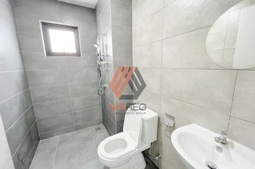 Amber Residence @ twentyfive.7