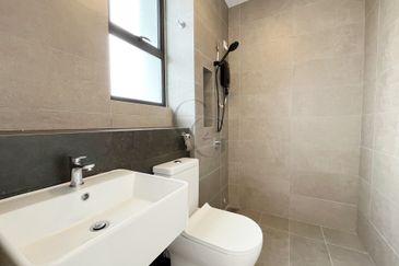 Robin @ Bandar Rimbayu