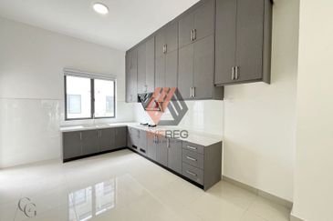 Robin @ Bandar Rimbayu