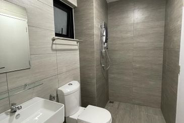 Amber Residence @ twentyfive.7