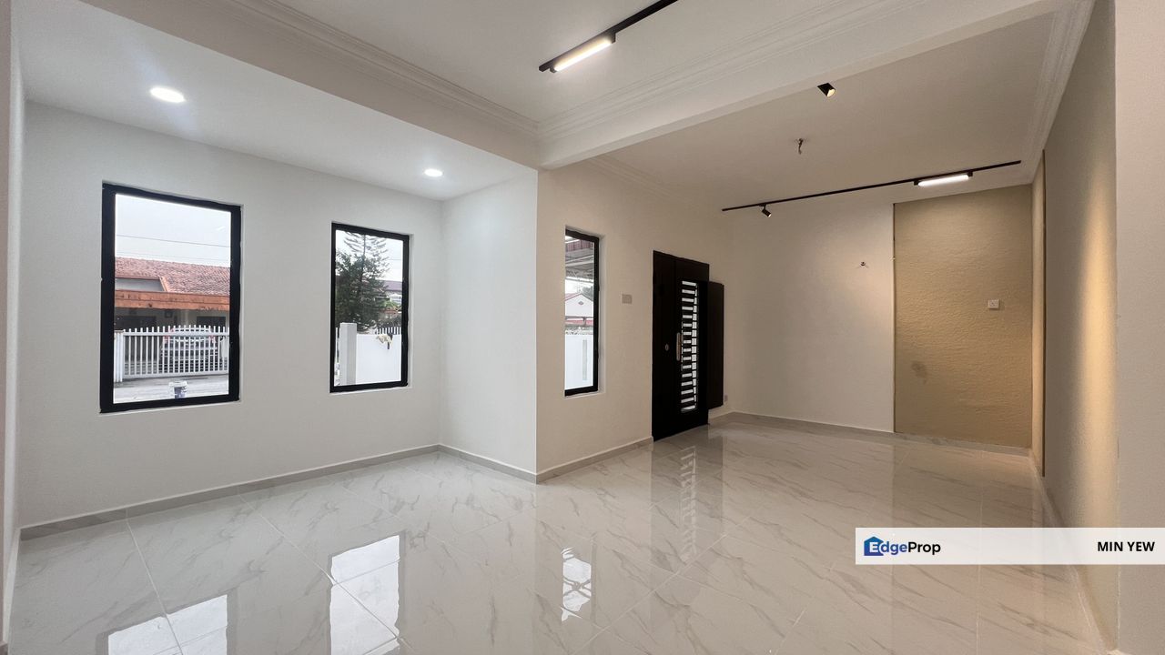 Nice Renovated 2sty @ Taman Gembira, Klang, Selangor, Klang