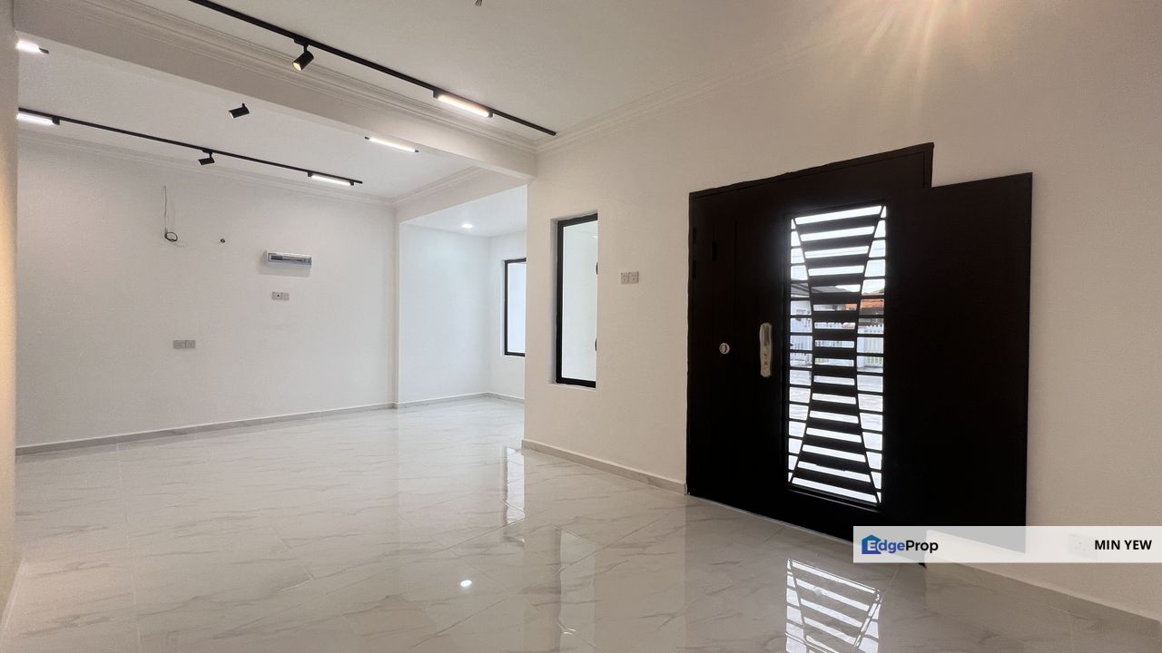 Nice Renovated 2sty @ Taman Gembira, Klang, Selangor, Klang