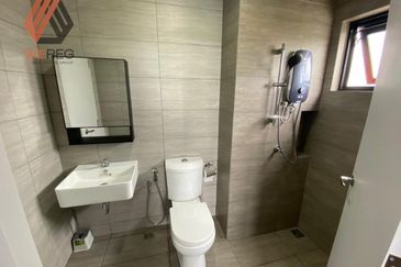 Amber Residence @ twentyfive.7