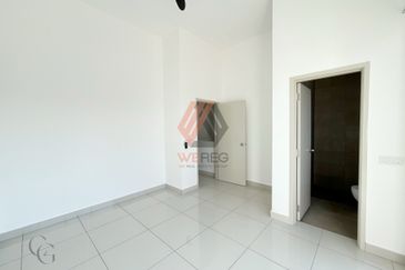 Robin @ Bandar Rimbayu