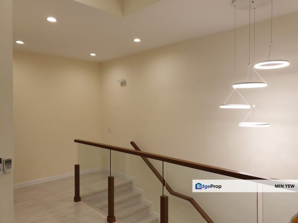 Fully Renovated Good Feng Shui @ Periwinkle Bandar Rimbayu, Telok Panglima Garang, Selangor, Telok Panglima Garang