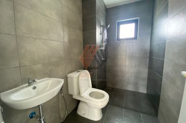 Amber Residence @ twentyfive.7