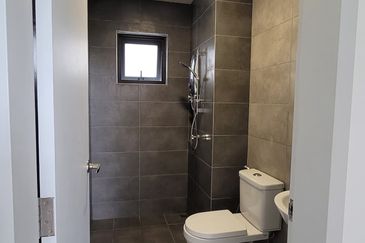 Amber Residence @ twentyfive.7