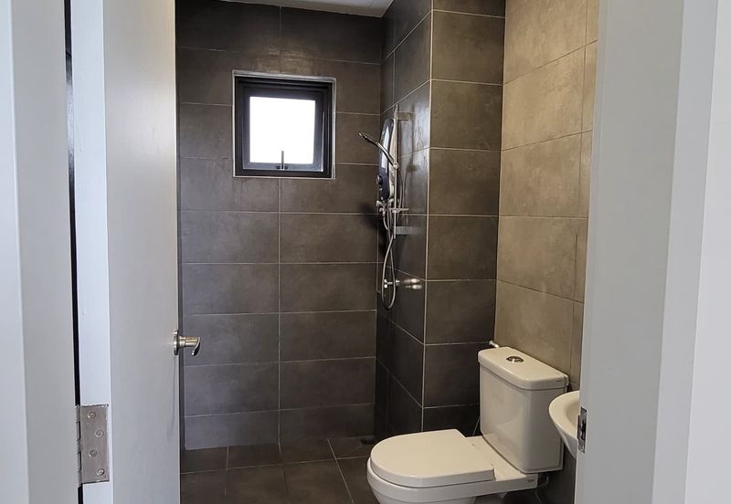 Amber Residence @ twentyfive.7