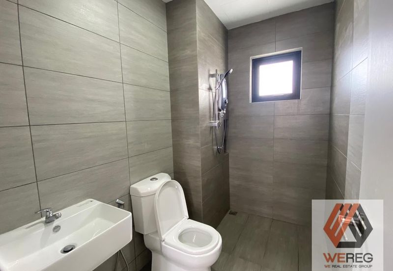 Amber Residence @ twentyfive.7