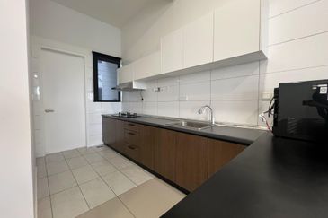 Lucent Residence @ twentyfive.7