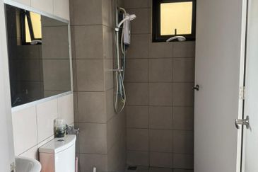 Amber Residence @ twentyfive.7