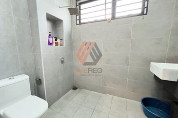 Scarlet @ Bandar Rimbayu