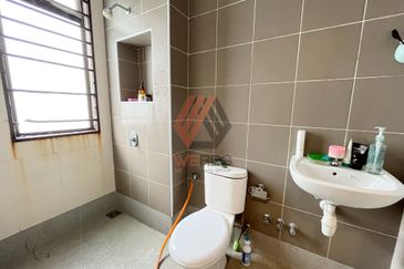 Scarlet @ Bandar Rimbayu