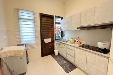 Scarlet @ Bandar Rimbayu