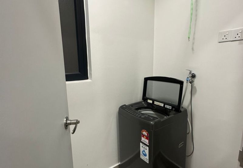 Amber Residence @ twentyfive.7