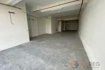 Quayside Shoppes, Amber Residence