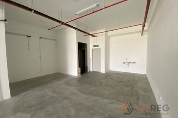 Quayside Shoppes, Amber Residence