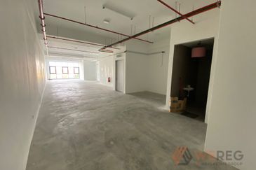 Quayside Shoppes, Amber Residence