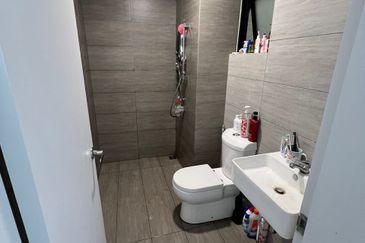 Amber Residence @ twentyfive.7