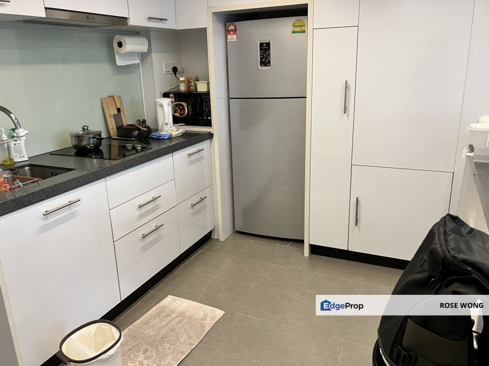 Cheap! Sell with 2 Years Tenancy! Good Rental Yield!, Kuala Lumpur, Bangsar