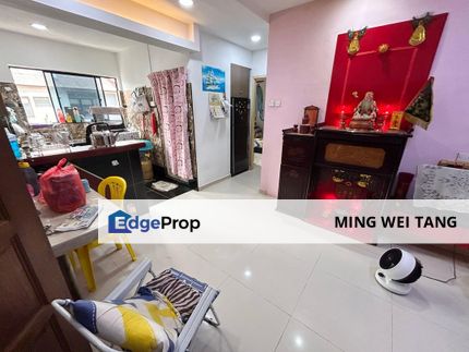 Taman Selesa Jaya Flat 2+1 Bedrooms 1 Bathrooms for Sale , Johor, Skudai
