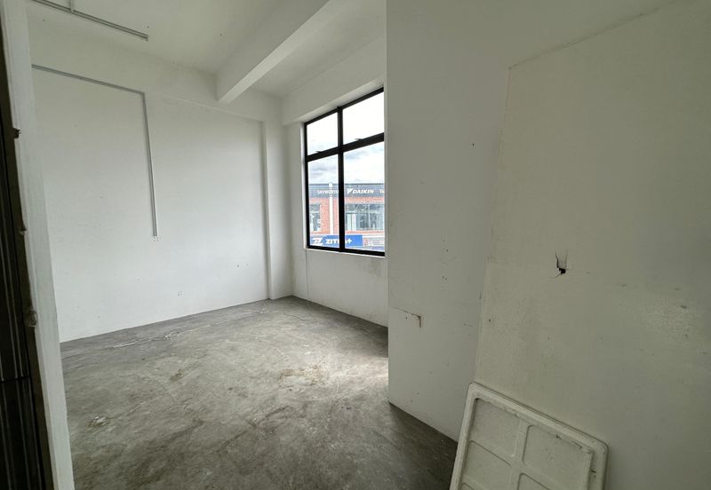 68 Avenue @ Gelang Patah