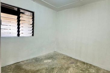 Flat Taman Ungku Tun Aminah