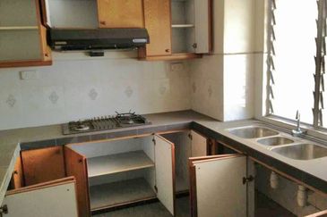 Dwi Mahkota Condominium