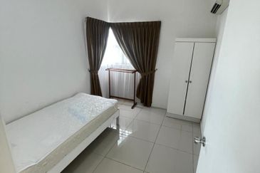 Ujana Executive Apartment