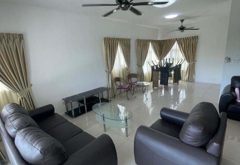 Ujana Executive Apartment