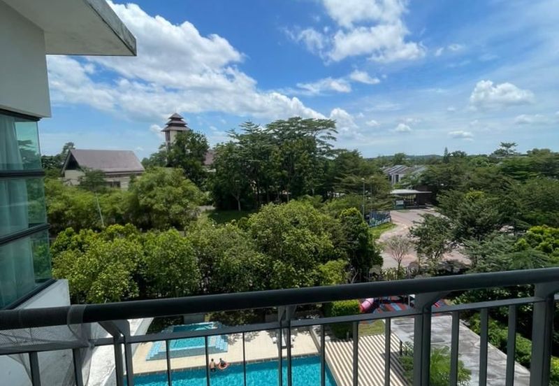 Ujana Executive Apartment