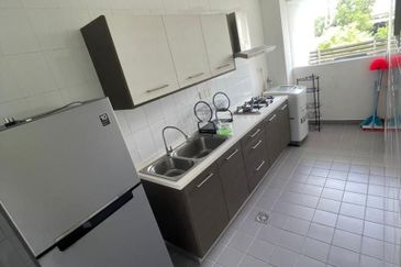 Ujana Executive Apartment