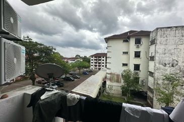 Skudai Villa