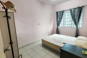 Bistari Impian Apartment @ Larkin