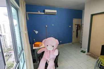 Bistari Impian Apartment @ Larkin