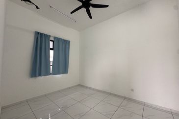 Bukit Indah Avenue 26 @ Villosa