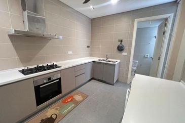 Emerald Bay @ Puteri harbour