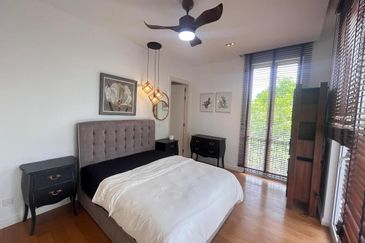 Emerald Bay @ Puteri harbour