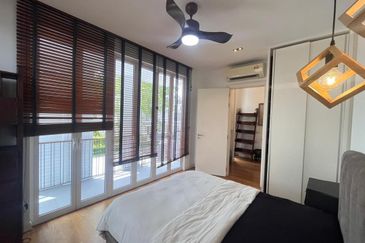 Emerald Bay @ Puteri harbour