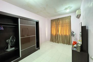 Villa Krystal, Bandar Selesa Jaya