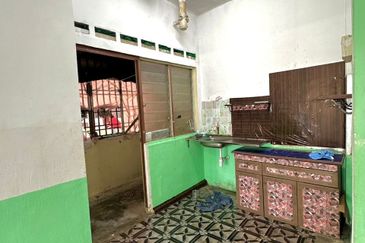 Taman Pulai Utama Flat