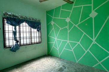 Taman Pulai Utama Flat