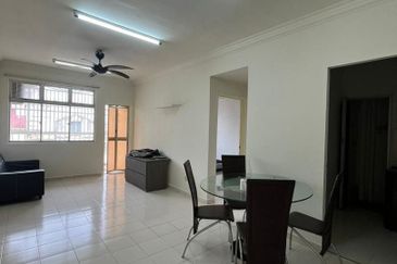 Villa Krystal, Bandar Selesa Jaya