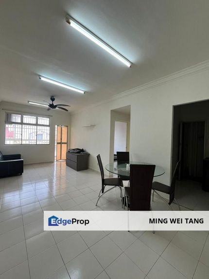 Villa Krystal Service Apartment 3+1 Bedrooms 2 Bathrooms for Sale , Johor, Skudai