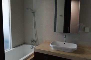 Puteri Cove Residences