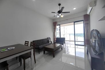 Baypoint @ Country Garden Danga Bay