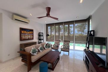 Emerald Bay @ Puteri harbour