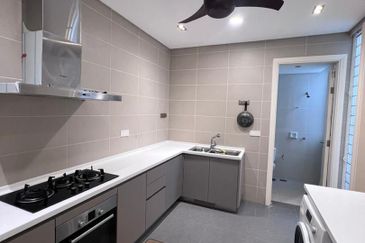 Emerald Bay @ Puteri harbour