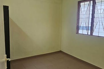 Flat Taman Ungku Tun Aminah