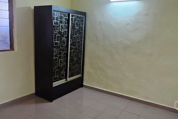 Flat Taman Ungku Tun Aminah